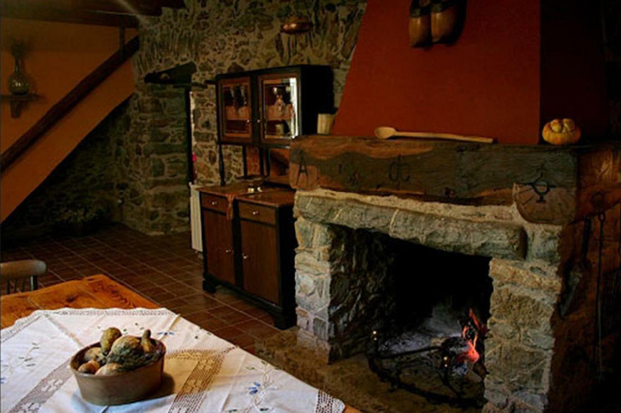 Turistics Moli Coll Country house Campelles